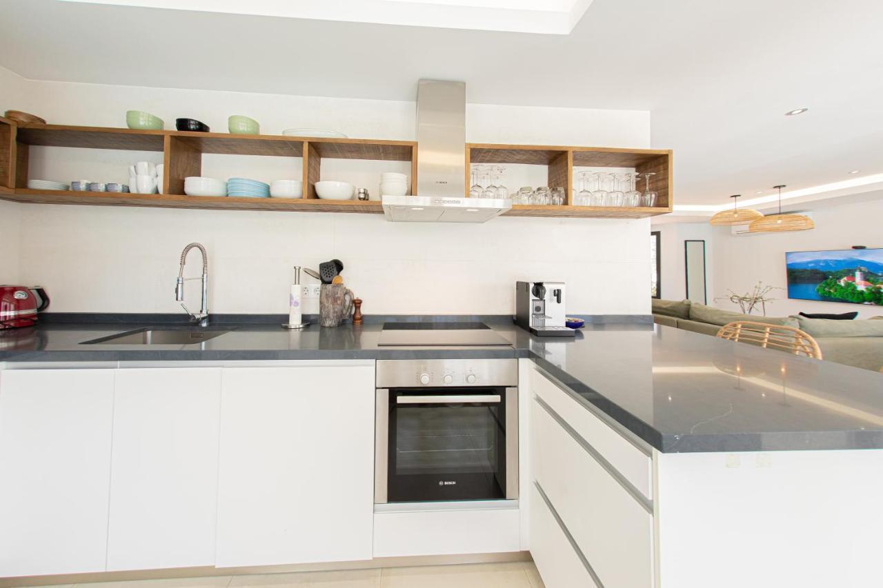 Ferienhaus Charming Townhouse/5bedrs/front Beach/private Pool