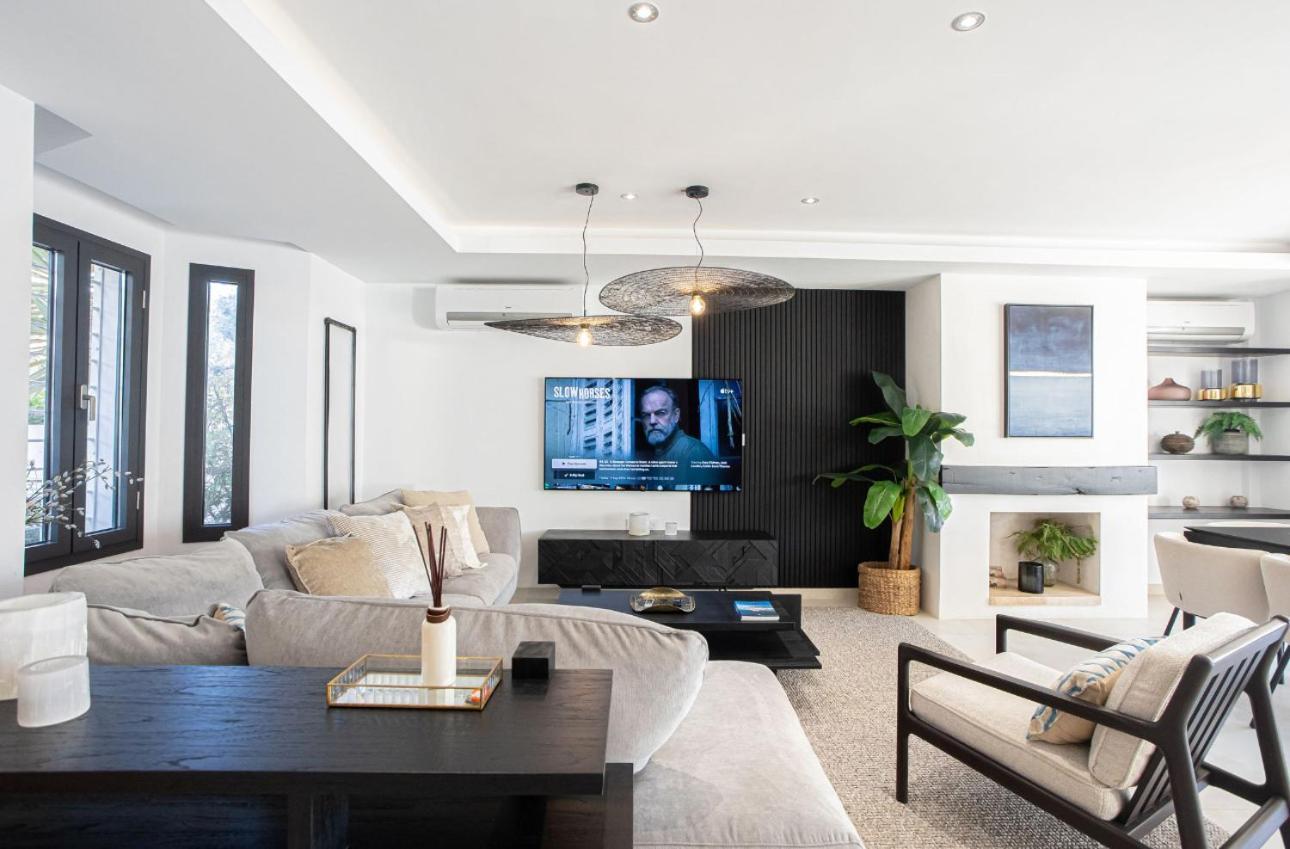 Ferienhaus Charming Townhouse/5bedrs/front Beach/private Pool Marbella